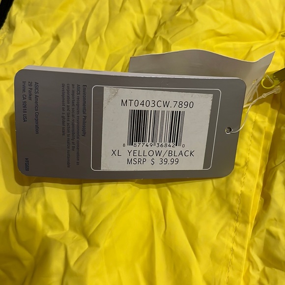 Asics packable rain jacket **SOLD** - Picture 13 of 13